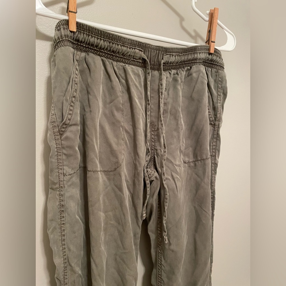 Calvin Klein Jeans Women’s Green Pants Size XS